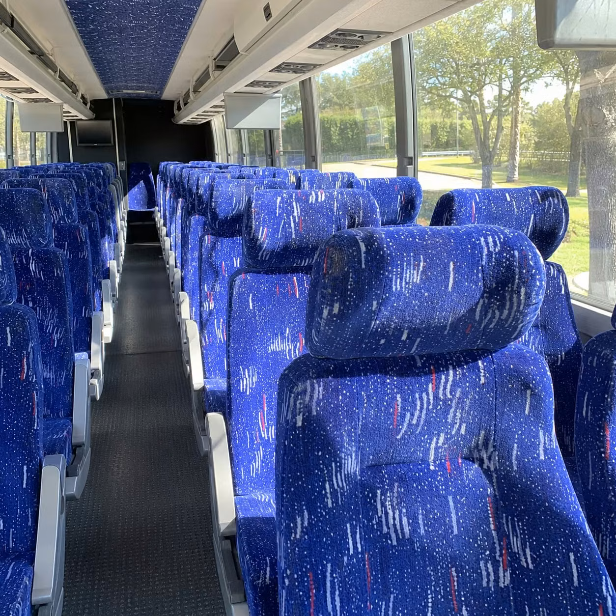 charter bus transportation for veterans groups and military ceremonies in rohnert park